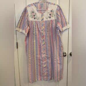 Leisure Life House Dress Size 1X Pastel Seersucker Striped NEW Vintage Pockets